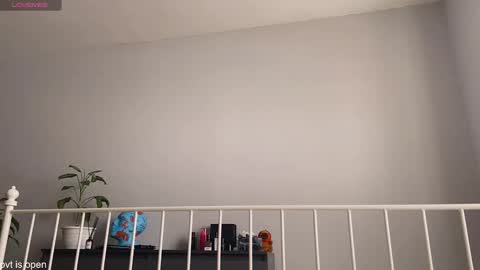 Lily online show from March 3, 11:06 am