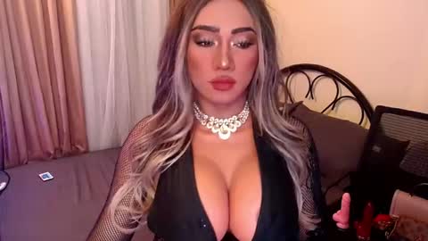 cinddy online show from March 8, 6:23 pm