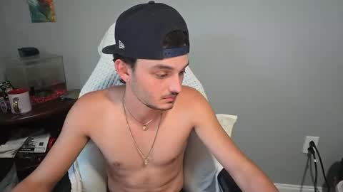 XxDreamBoyxX online show from May 29, 12:09 am