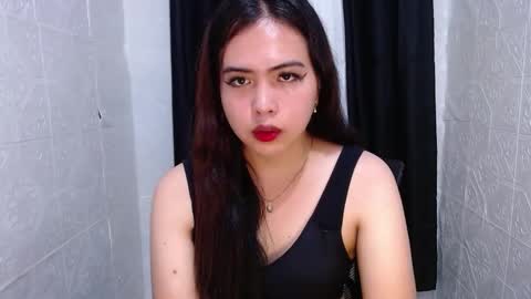 divine online show from March 9, 3:01 am