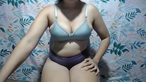 xxhott_ online show from November 26, 12:24 pm