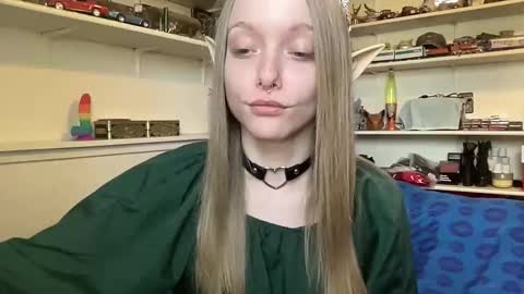 Snapshot of xxloveanastasia chatting on October 20, 5:07 pm LoveAnastasia online show from October 20, 5:07 pm