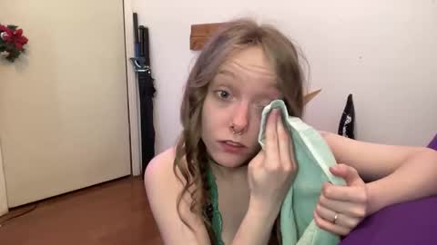 LoveAnastasia online show from December 3, 7:03 pm