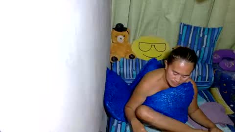 xxloveheart online show from March 12, 6:17 am