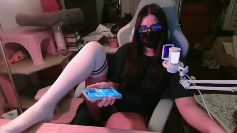 coco online show from November 8, 1:52 am