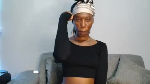 xxsexytalia28 online show from October 15, 4:19 pm