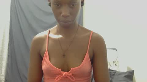 xxsexytalia28 online show from February 27, 9:25 pm