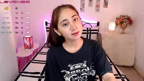 Pau Madrigal online show from January 13, 6:06 am