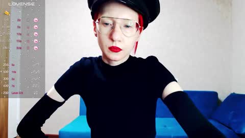 Snapshot of xxx_goddes_xxx chatting on February 5, 10:01 pm Andariel online show from February 5, 10:01 pm