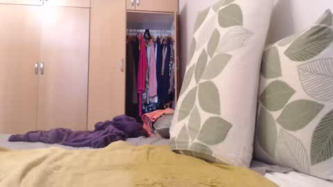 Ayanda online show from March 7, 1:29 pm