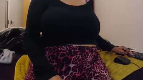 Ayanda online show from November 7, 10:07 am