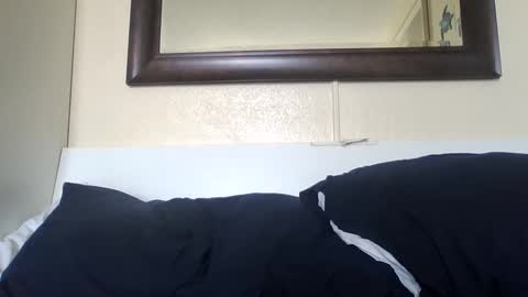 deeeeznutz online show from March 6, 8:05 pm