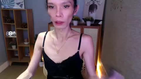 Your Princess Yums online show from March 12, 9:35 pm