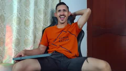 Kev online show from May 18, 7:53 pm