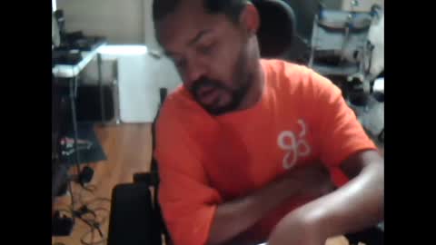 xxxonwheelz online show from September 23, 9:10 pm