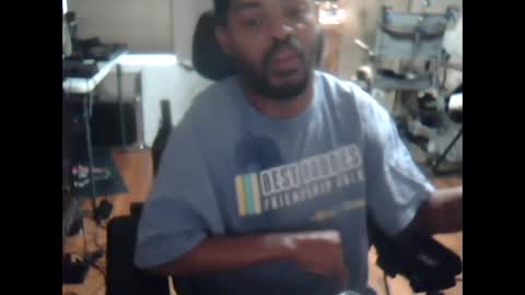 xxxonwheelz online show from September 22, 9:08 pm