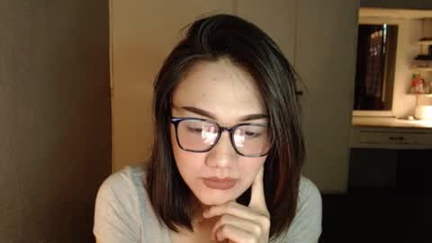 Melissa online show from November 11, 1:19 am