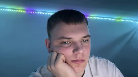 Leo online show from March 10, 8:57 pm