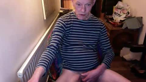 Snapshot of xxxwjs2014 chatting on March 11, 8:19 am big cock uncut online show from March 11, 8:19 am