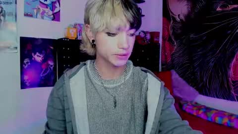 xzerox_ online show from December 13, 8:59 pm