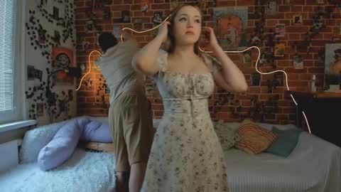 Snapshot of yami_yami_yami chatting on February 18, 11:44 am Mia and Andry online show from February 18, 11:44 am