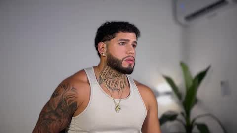 yamp sambrano online show from November 22, 3:05 am