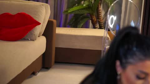 Yana online show from April 10, 8:41 am