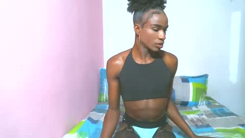 YARITHZA online show from February 9, 7:52 pm