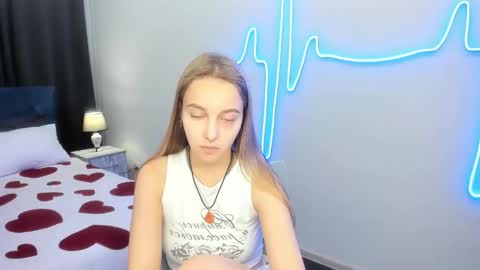 Yasmina online show from September 9, 1:55 pm