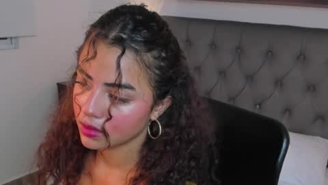 yaya23x online show from February 13, 7:21 pm