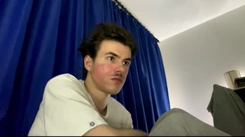 yayay333 online show from March 1, 1:43 am