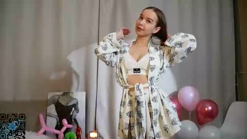 Kate online show from February 6, 6:21 pm