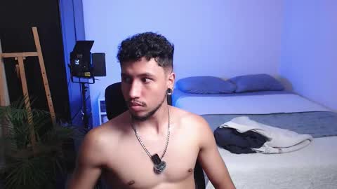 yeff online show from February 22, 1:42 am