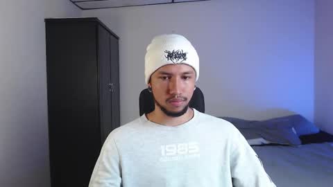 yeff online show from October 8, 1:35 am