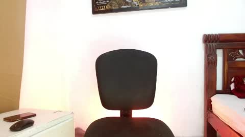 Yeiko Park23 online show from April 15, 2:53 pm