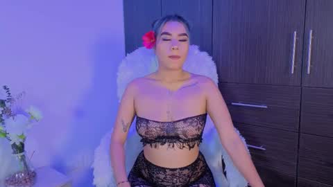 Snapshot of yeli_amber3 chatting on September 11, 8:59 am Yeli Amber online show from September 11, 8:59 am