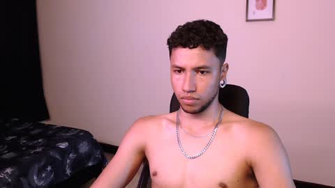 Yeff ind. model  online show from December 13, 11:17 pm