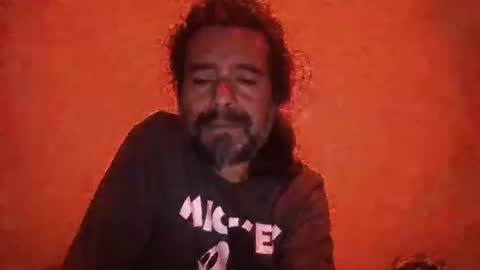 yeshuaaa999 online show from January 12, 7:37 am