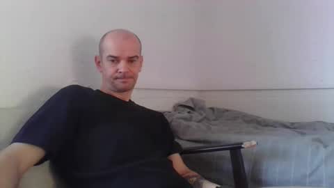 yewloo online show from March 14, 6:39 am