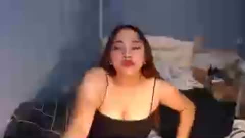 yhang_slut online show from June 20, 10:43 am