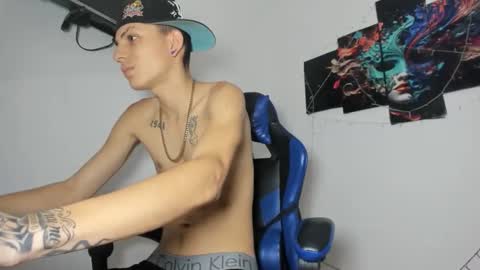 yherferson_45 online show from April 16, 5:18 am