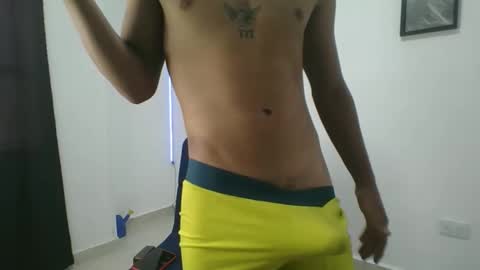 yissus_20 online show from April 15, 4:10 pm