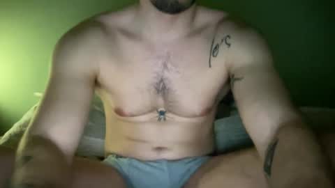 yngspaniard online show from January 6, 11:42 pm