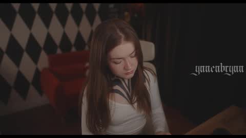 ynnenbrynn online show from December 3, 6:36 am