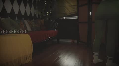 Snapshot of ynnenbrynn chatting on March 11, 9:34 am ynnenbrynn online show from March 11, 9:34 am