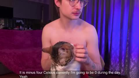 Max online show from February 17, 4:31 am