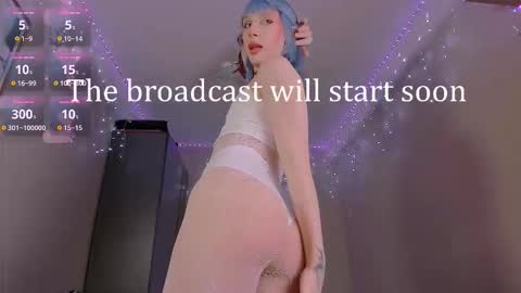 Mikaella - Mika online show from March 2, 8:59 pm