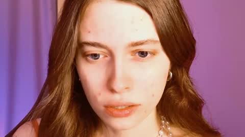 yoka_paradoxxx online show from April 17, 11:23 am