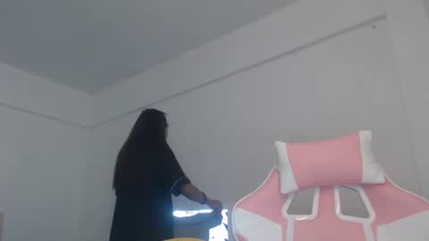 fin online show from February 24, 12:30 am