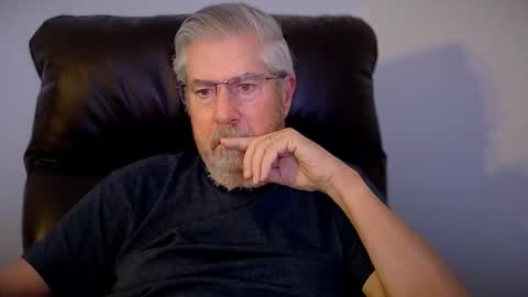 Colorado Guy Straight online show from May 7, 4:08 am